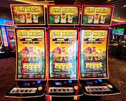 Permainan slot populer termasuk Sweet Bonanza, Gates of Olympus, Fortune Tiger